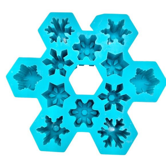 Snowflake Ornaments 13 pc Set Wood Metal Storage Tin Box Ice Cube Mold - Picture 16 of 16